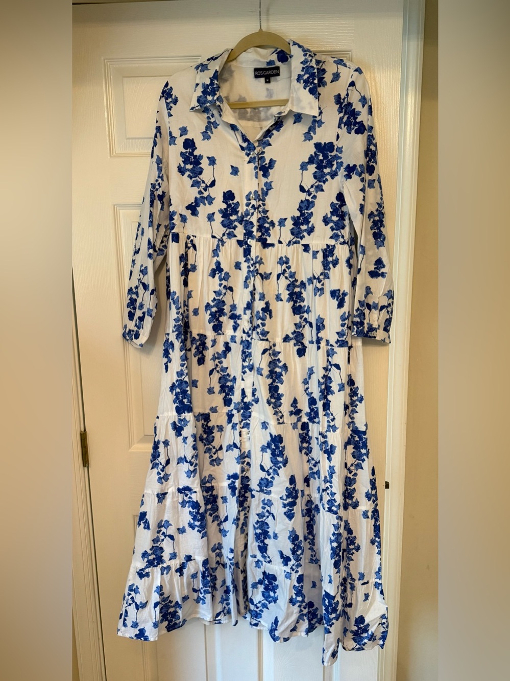 Ro’s Garden White & Blue Floral Button-Front Midi Dress size medium